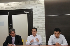 with USO Managers briefing Commissioner Gen. Sukit 19mar12